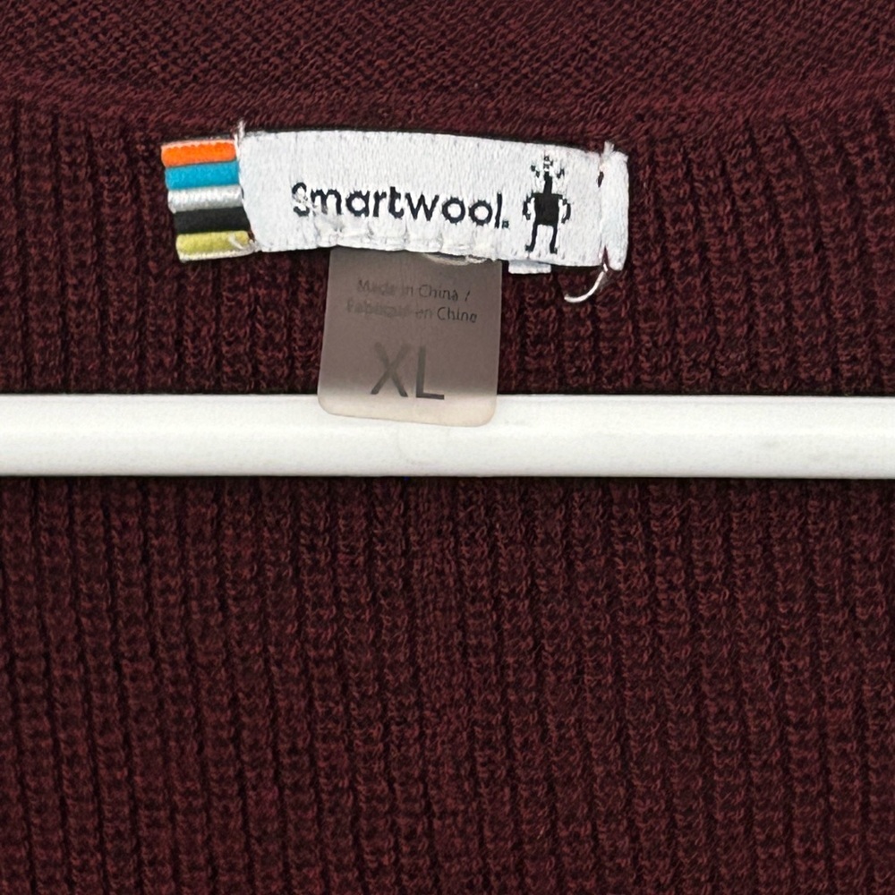 Women's V-Neck Burgundy Sweater - Picture 4 of 9